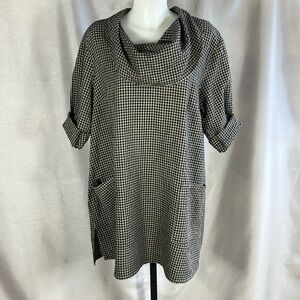 Match point cowl neck tunic